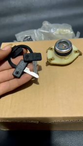 Kunci Kontak Vespa Original: Kualitas Bagus & Tidak Mudah Konslet