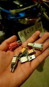 Sepasang (2 pcs) lampu Motor / mobil sen sein DAJJAL kuning 45 LED T15 W16W T10 SUPER BRIGHT CANBUS SUPER TERANG