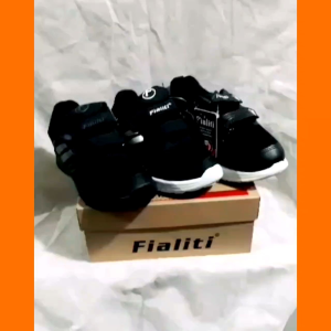 SEPATU ANAK SEKOLAH VELCRO  SNEAKER FIALITI