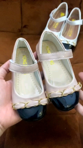 Giày búp bê da bóng mũi đen dây xích bé gái từ 1-10 tuổi phong cách tiểu thư vintage