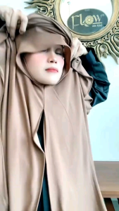 Pashmina Instant Non Pad Oval Ukuran M Jersey Quina By Flow