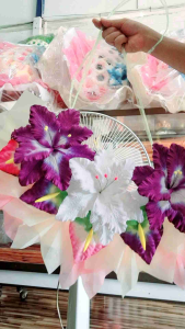 ดอกไม้ติดพวงหรีด ตกแต่งหรีดพัดลม