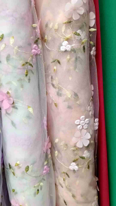 Kain Bordir Bunga 3D: Pilihan Terbaik untuk Dekorasi dan DIY