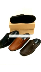 Dép bít mũi nam da mềmmang êm chân khâu đế sẵn rất chắc chắn mẫu mới nhất mã SP12