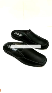 Dép sapo nam phom đẹp..da mềm mang êm chân..mẫu mới.. màu đen.. đế khâu sẵn rất chắc chắn