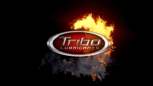 Xúc Rửa Động Cơ ÔTÔ TRIBO ENGINE FLUSH 300ML (Dùng Cho Khoang Máy 5Lít)