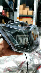 Lampu depan Daymaker honda beat esp injeksi 3 mata spek terang