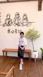 ชุดเซ็ตพื้นเมืองของเด็กผู้หญิง เสื้อผ้าฝ้ายแต่งลายช้างกระดุมกะลา+ผ้าถุงเอวยืดยาวคลุมเข่าผ้าฝ้ายพิมพ์ลายไทย