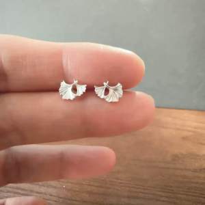 [Studs & Such] 925 Silver Dainty Ginkgo Leaf Stud Earrings