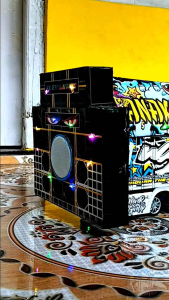 Miniatur truk oleng lampu remot dilengkapi soundhoreg sistem fuul bloetooth