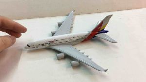 Asiana Airlines A380 Die Cast Metal Airplane Collection for Display Gift