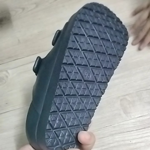 Sandal Wanita Tapak Tebal