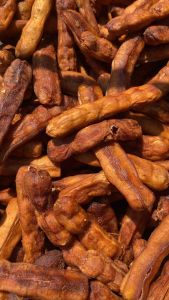 มะขามหวานพันธุ์สีชมพูอบไร้เมล็ด ฝัก ขนาดกล่อง 150กรัม มีรสชาติหวานอมเปรี้ยว