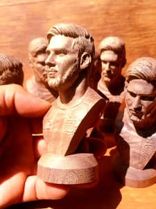 Tượng Lionel Messi