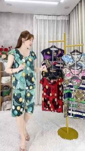 Đồ bộ trung niên cho mẹ/ set mặc nhà cho bà bông hoa nền kem. Size 45-60kg. Chất thun lạnh co giãn 4 chiều.