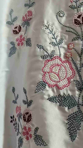 MUKENA ARMANY SILK BORDIR BUKITTINGGI