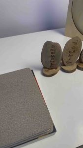 Tượng gỗ mini khắc chữ phong thủy để bàn – Quà tặng decor ý nghĩa - Góc nhỏ an nhiên