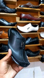 sepatu sandal bustong kulit