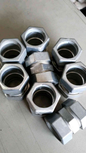 EMT Coupling 1" Compression Type Heavy Duty (Sold per piece)
