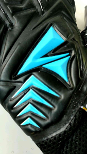 Sarung Tangan Kiper Pgs Pro Series Strom Hitam Biru Terbaru