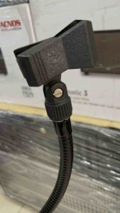 Chân micro Soundking DD028 chất liệu thép không gỉ.