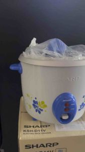 Sharp Nồi Cơm Điện Nắp Rời D11V 1.1 Lít Chính Hãng Made In Thailand Dung Tích 1.1L Tiện Lợi Cho Gia Đình Nhỏ