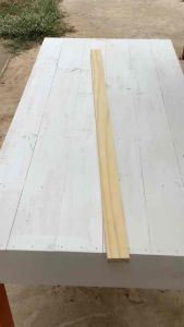 กว้าง 3cm.หนา1.2cm.ยาว100cm.จำนวน1แผ่น ไม้สนนอก  เป็นไม้สนใหม่มือ1 รีดเรียบทั้ง4ด้าน อบแห้ง อบยากันแมลง ไม่มีรอบตะปู ใช้ทำงานDIY หรืองานไม้ทั่วไป