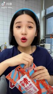 Cemilan Snack Latiao Stik Spicy 82gr/Cemilan Latiao Super Spicy & Sweet Spicy 82gr