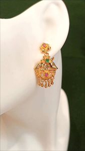 Ladies Drop Earrings Gold Plated not 916