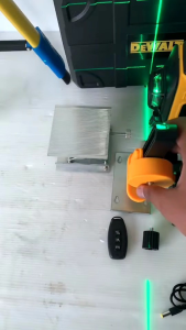 ส่งฟรี Dewalt 3D 12 Line เครื่องวัดระดับเลเซอร์ แถมขาตั้ง เลเซอร์ เลเซอร์วัดระดับ รับประกันนา 2ปี