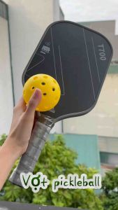 Vợt pickleball T700 PRO sợi carbon 16mm cao cấp siêu nhẹ cho thi đấu luyện tập tặng kèm 2 quả bóng