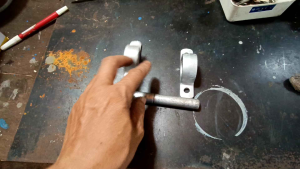 As Besi dan Bearing Duduk Set Mesin Rajang Portabel