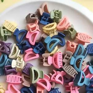[chuchu] กิ๊บหนีบผมขนาด 2.5 ซม หลากสี คละแบบให้ สีสันสดใส สีพาสเทล สีแคนดี้ พร้อมส่งในไทย