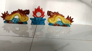 Rồng chầu mặt nguyệt gắn nóc chùa nhà thờ họ gắn mộ gốm sứ Bát Tràng chính hãng.