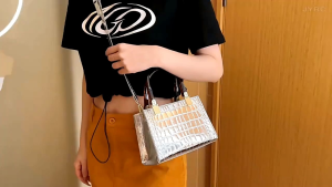 Tas Selempang Wanita Croco Import Mewah