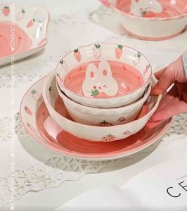 Bộ đồ ăn hoạ tiết dâu tây dễ thương cho trẻ em. HÀNG CÓ SẴN