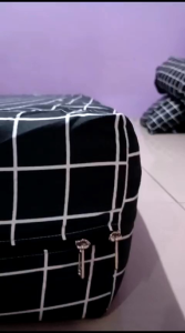 COVER KASUR BUSA RESLETING MOTIF KOTAK HITAM AESTETIC BAHAN KATUN DISPERSE NYAMAN DIPAKAI TIDAK MUDAH LUNTUR UKURAN 80 SAMPAI 180