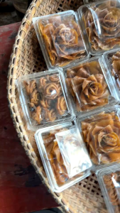 มะม่วงแผ่น รูปดอกกุหลาบ ดอกไม้ สวยงาม มะม่วงล้วน ไร้แป้ง ไม่ใส่น้ำตาล จากสุพรรณบุรี รสชาติอร่อย ไม่หวานจัด