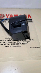 Mengenal Suku Cadang Yamaha N-Max: Saklar Kanan Stater & Holder