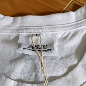 เสื้อยืดหญิงชายใส่ได้ไซส์L