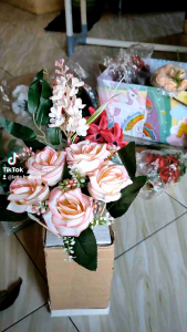 Letta - Buket Bunga Mawar Salem | Flowers Bouquet