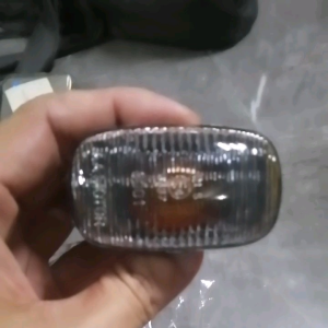 ไฟเลี้ยว ข้าง แก้ม isuzu dmax 2019