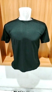 Kaos Olahraga Polos Dewasa: Bahan DryFit Premium & Kaos Running Badminton