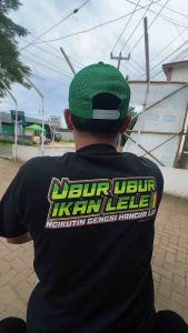 KAOS NGIKUTIN GENGSI ubur ubur ikan lele Cotton combads 24s