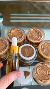 Kem sâm mờ nám trắng da giảm thâm tàn nhang tái tạo lại da mới mịn mua 1 hũ tặng kèm kích bong