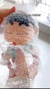 Phone holder HP & tablet stand crayon sinchan dudukan HP & tablet unik