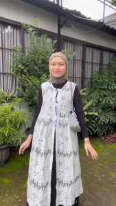 Ber.guna Selina Long Vest Tunic Rompi Wanita Tunik Embroidery Katun Bolong