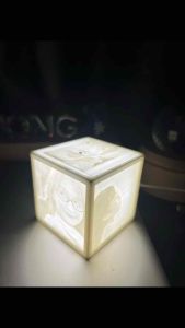 Đèn ngủ in theo yêu cầu làm quà lưu niệm tặng bnj