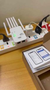 Bộ Khuếch Đại Sóng WiFi 6 – 4 Anten Siêu Mạnh