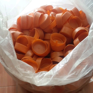 Tutup Galon Isi Ulang RO Warna Orange Dengan Tampilan Visual Datar Quantity -+ 1.000 pieces Untuk Setiap Kemasannya (AL322)